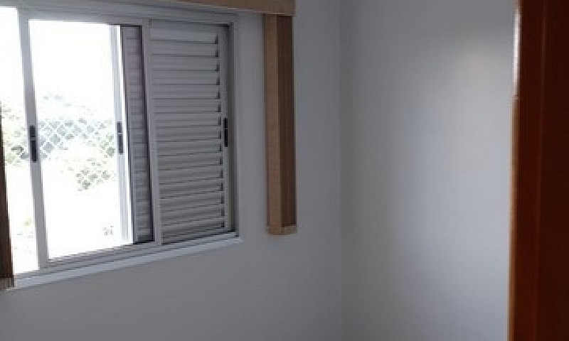Aluga-Se Apartamento...