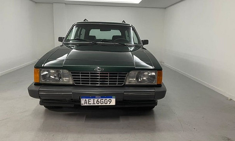 Chevrolet Caravan Di...