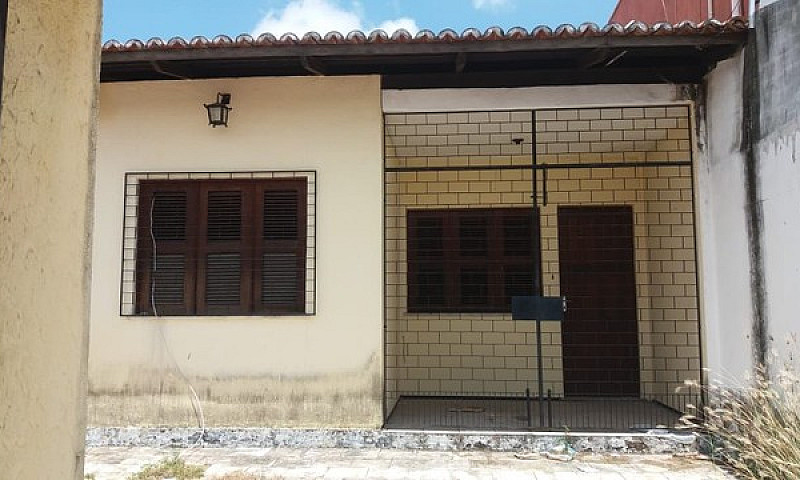 Maraponga/ Vendo...