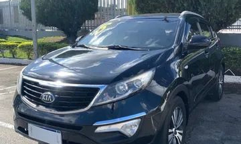Kia Sportage Lx 2015...