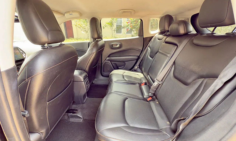 Jeep Compass Longitu...