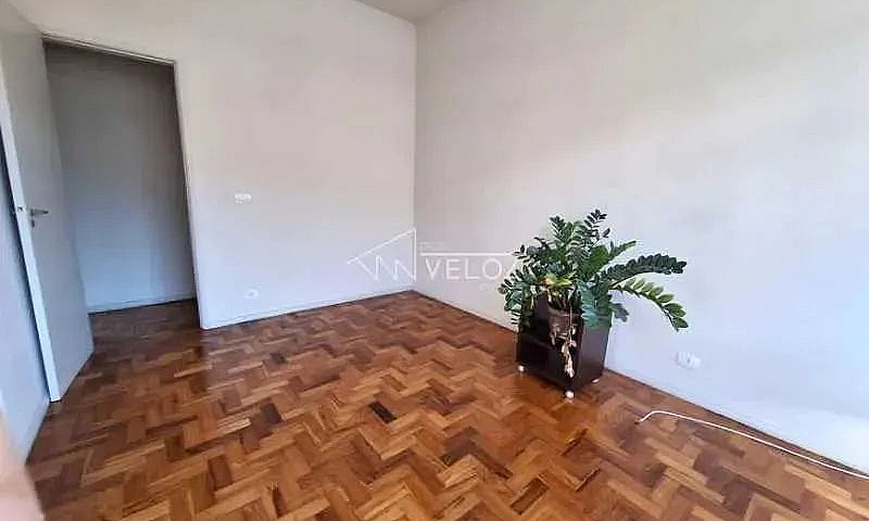 Apartamento - / Resi...