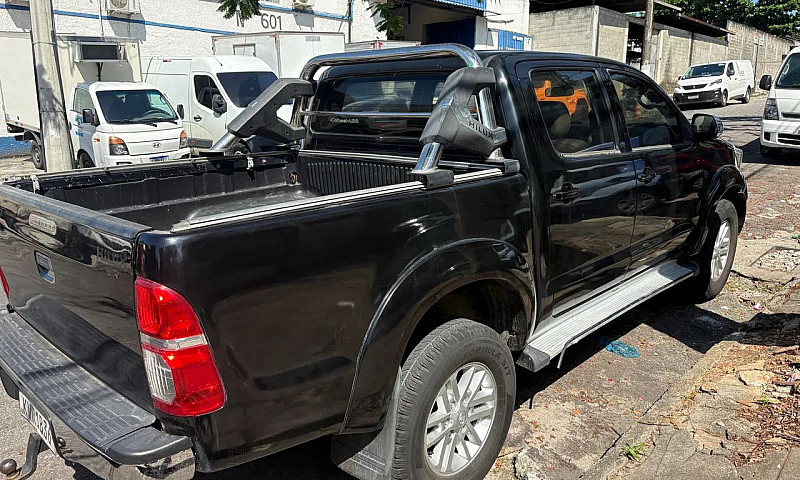 Toyota Hilux Cd Srv ...
