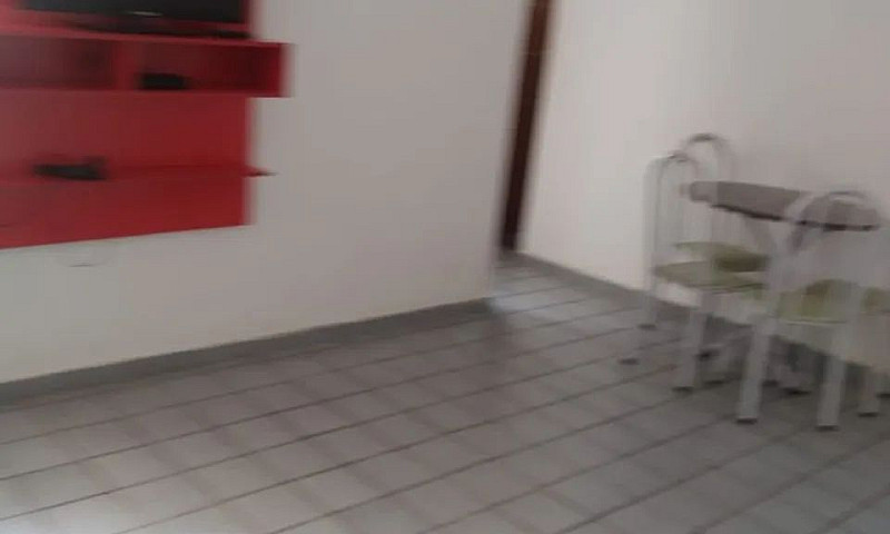 Alugo Apto 2 Quartos...