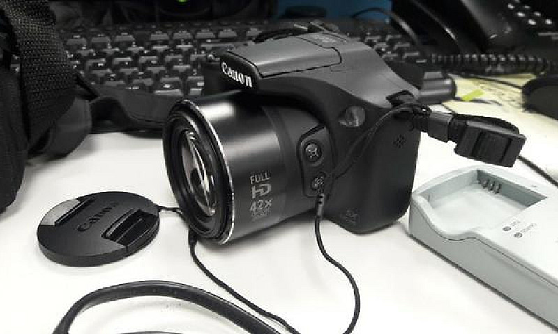 Camera Canon Sx520Hs...