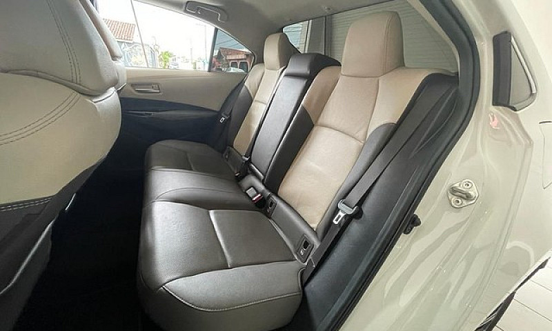 Corolla Altis Hybrid...