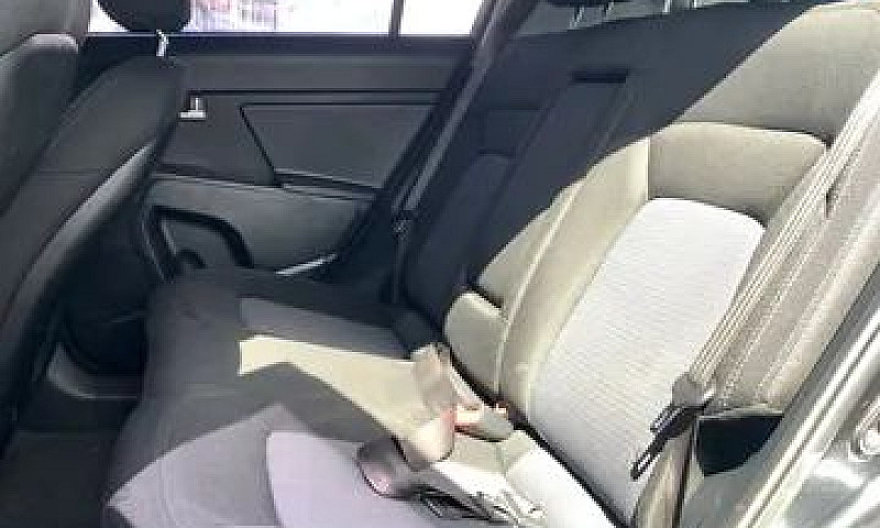 Kia Sportage Lx 2015...