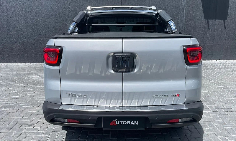 Fiat Toro Volcano 2....