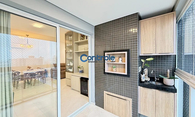 Apartamento Com 03 D...