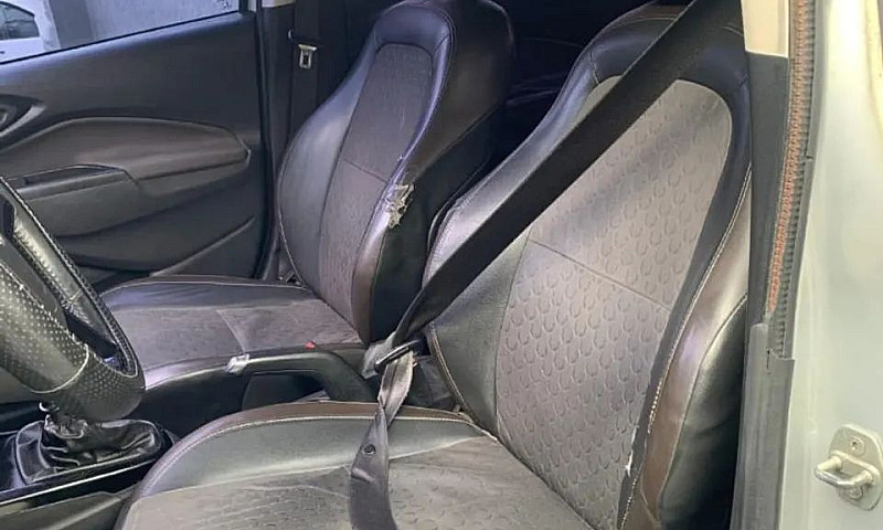 Chevrolet Prisma Sed...