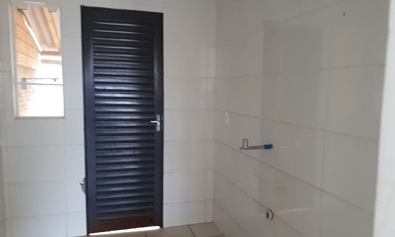 Vendo Casa 2 Quartos...