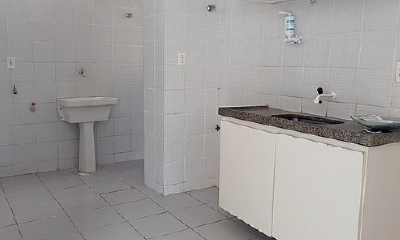 (2460) Apartamento P...