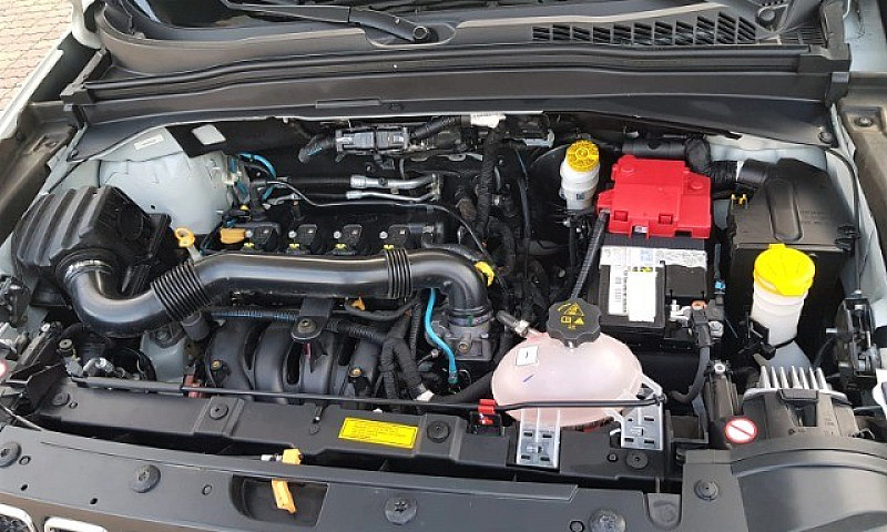 Jeep Renegade Longit...