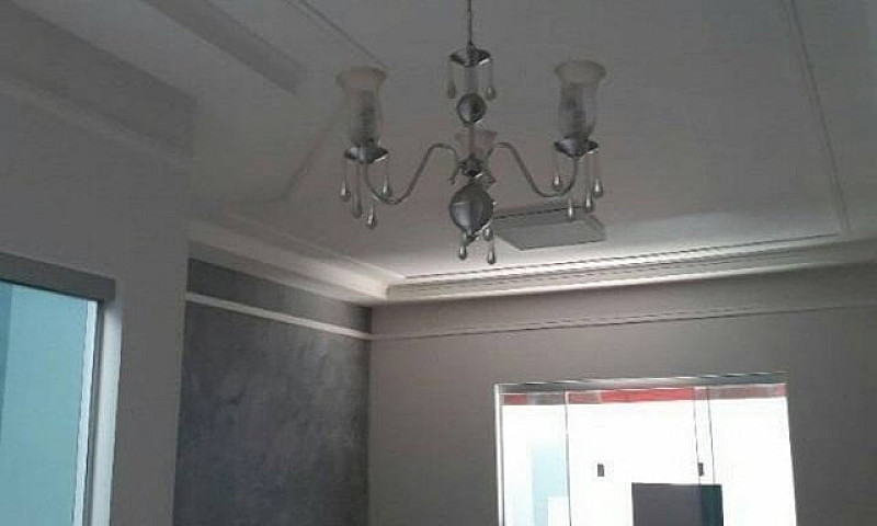 Mw Casa Em Maruípe V...