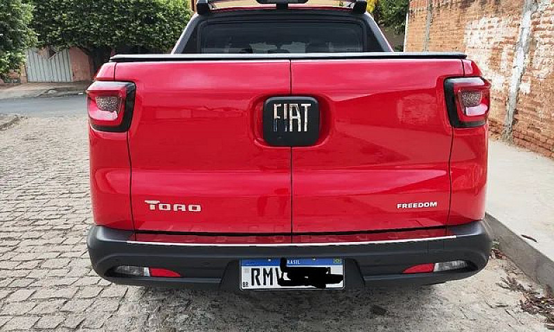 Fiat Toro Freedom Fl...