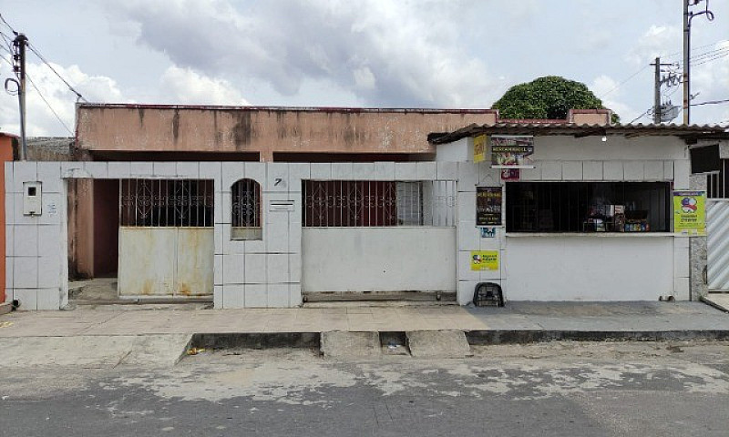 Vendo Casa Na Cidade...