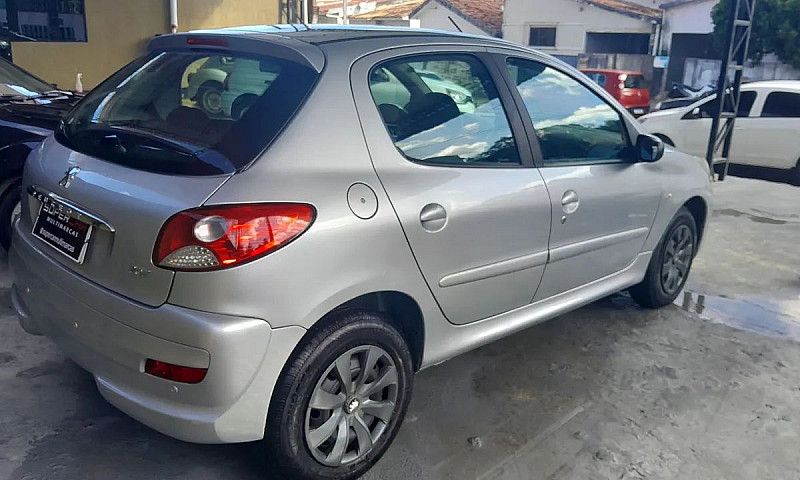 Peugeot 207 Xr 1.4 F...
