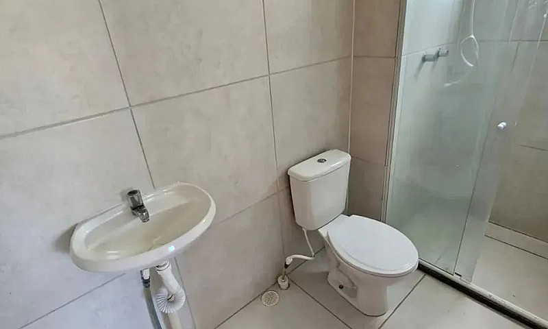 Alugo Apto 2 Quartos...