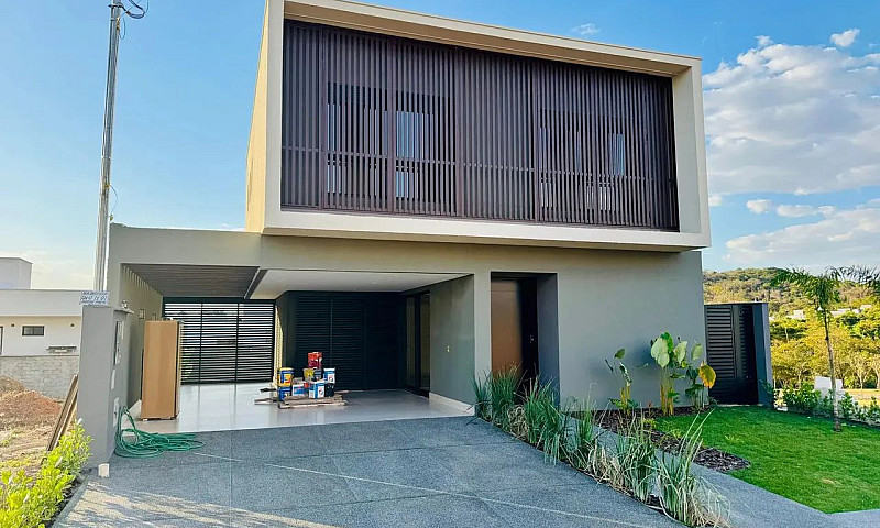 Casa De Condomínio P...