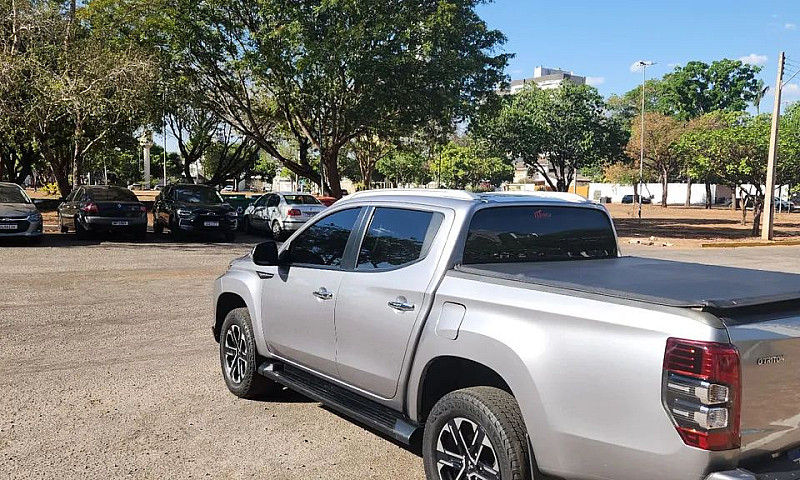 L200 Triton Hpe-S 20...