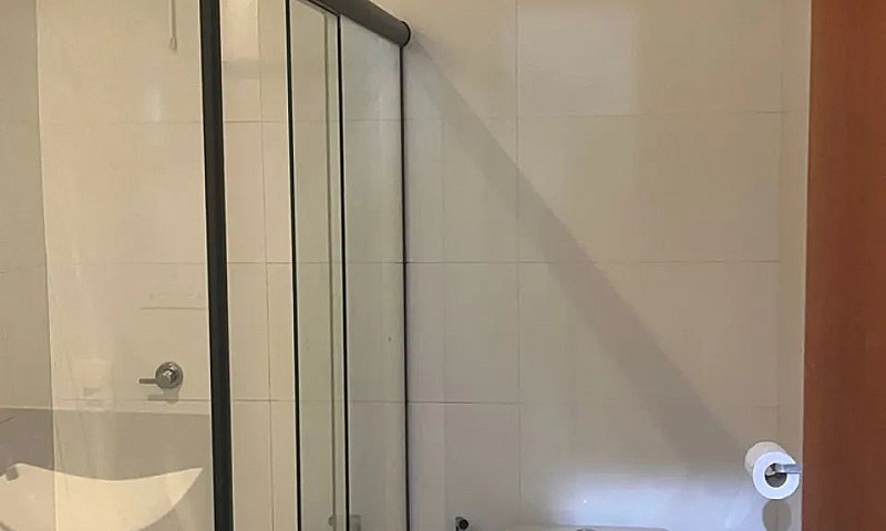 Alugo Casa 4 Quartos...