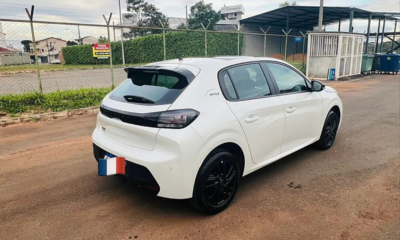 Peugeot 208 Style 1....