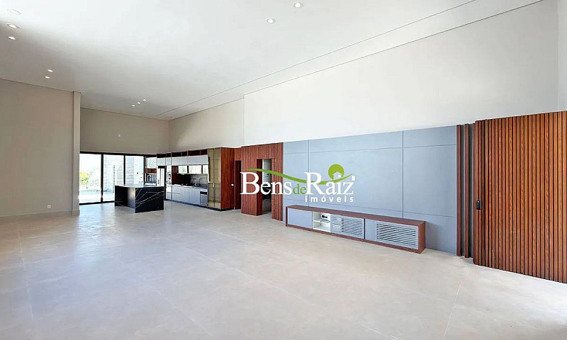 Casa Com 4 Dormitóri...