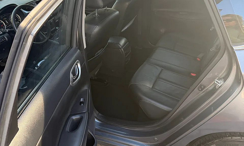 Nissan Sentra Sl 2.0...