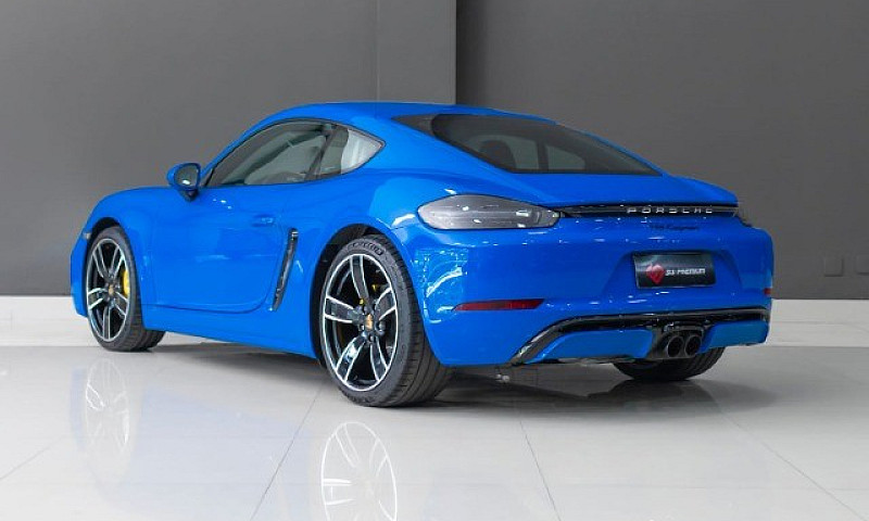 Porsche 718 Cayman 2...
