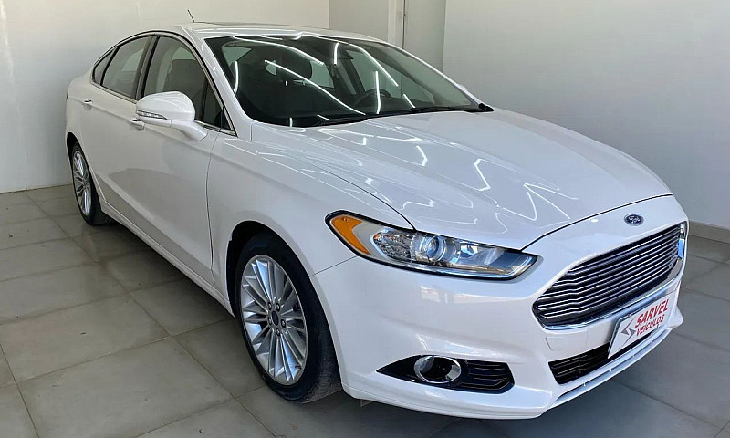 Ford Fusion Titanium...