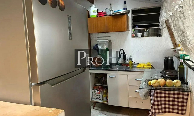 Casa Sobrado À Venda...