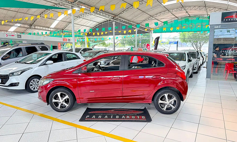 Chevrolet Onix Hatch...