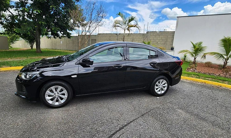 Chevrolet Onix Plus ...