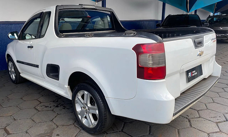 Chevrolet Montana Ls...
