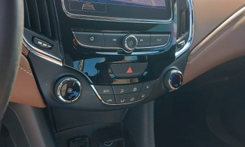 Chevrolet Cruze Prem...