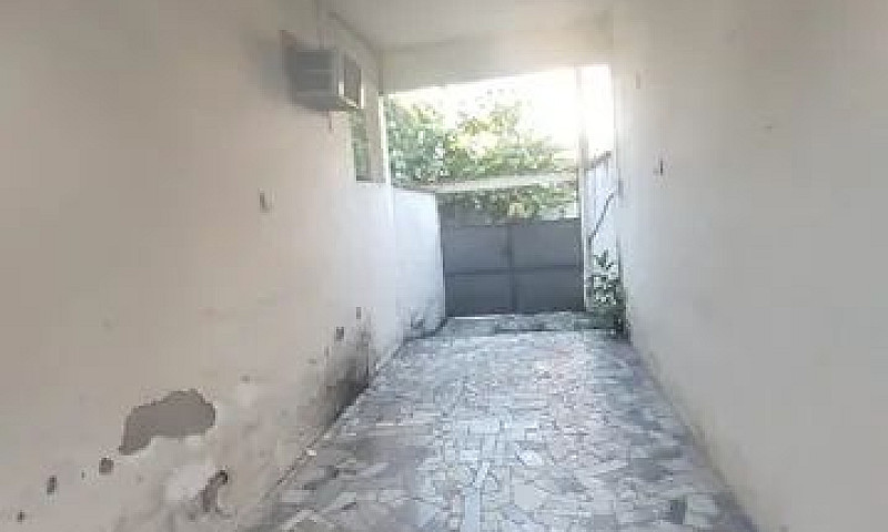 Ótima Casa Segundo A...