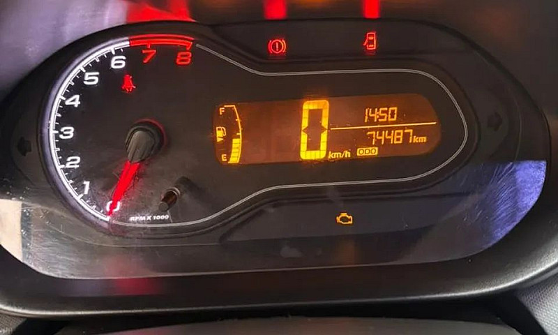 Vendo Onix Joy 2019...