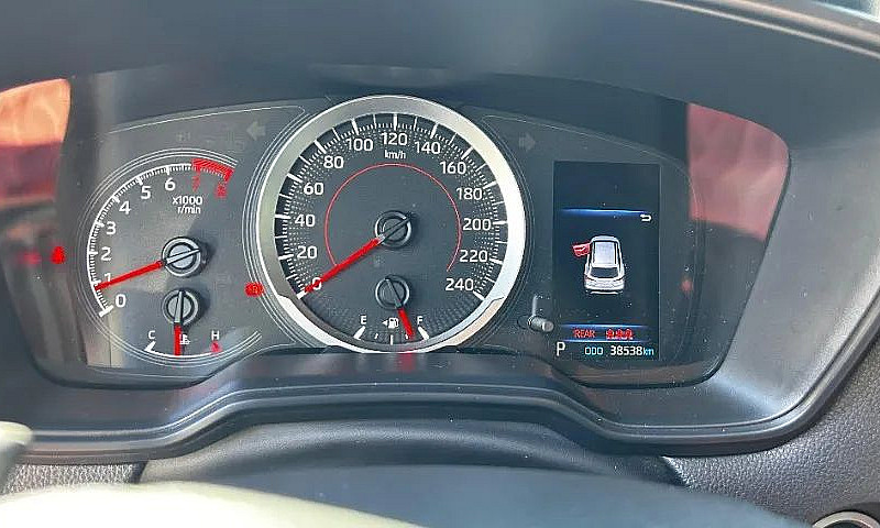 Toyota Corolla Cross...