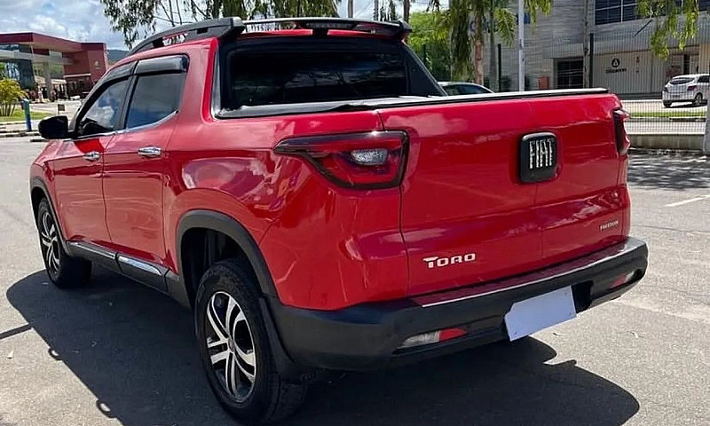 Fiat Toro Freedom 1....