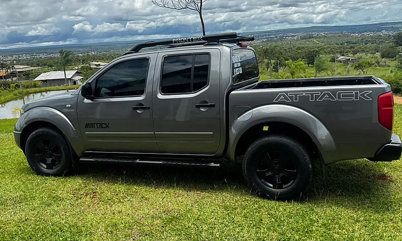 Nissan Frontier Le C...