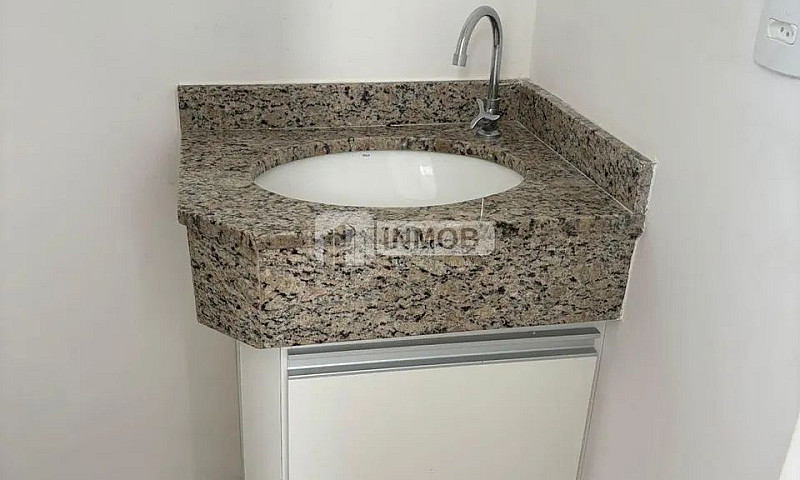 Casa Em Condomínio P...