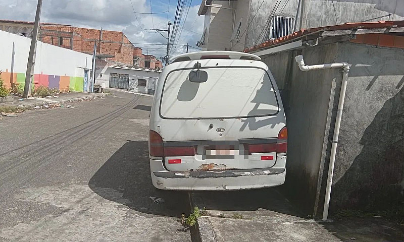 Kia Motors Besta Gs ...