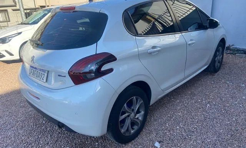Peugeot 208 Allure 1...