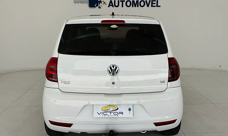 Volkswagen Fox 1.6 M...