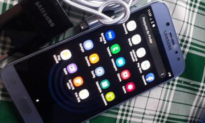 Celular Samsung J7 P...