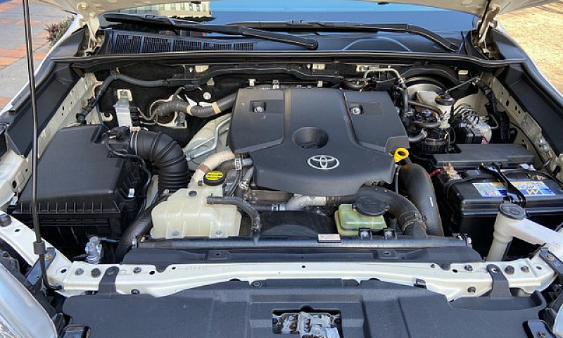 Hilux 2016 Diesel Ún...