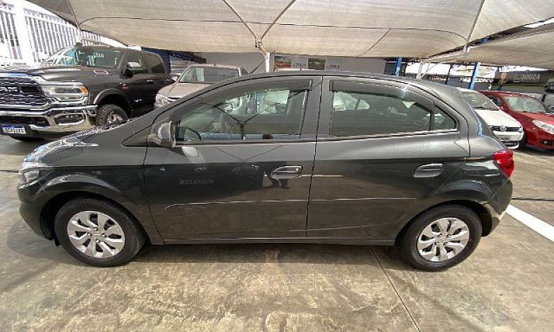 Chevolet Onix Lt 1.0...