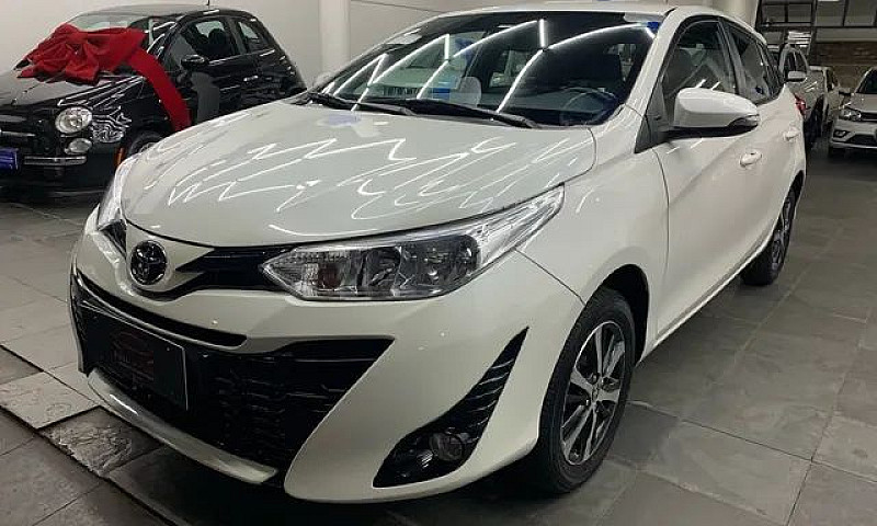 Yaris Xs ...