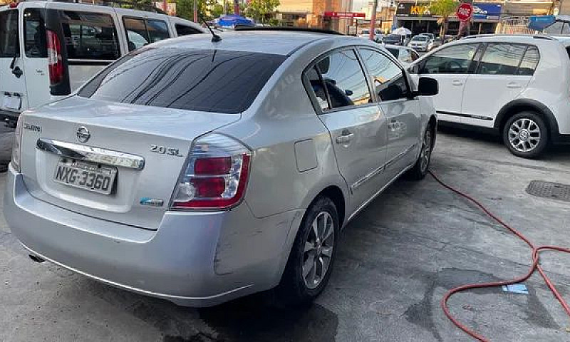 Nissan Sentra Sl 201...