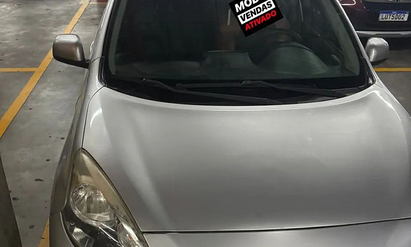 Nissan March Sv 1.0 ...